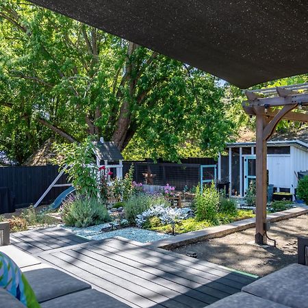 Hotel Chic Rv Retreat, Stunning Yard In Roseburg Exterior foto