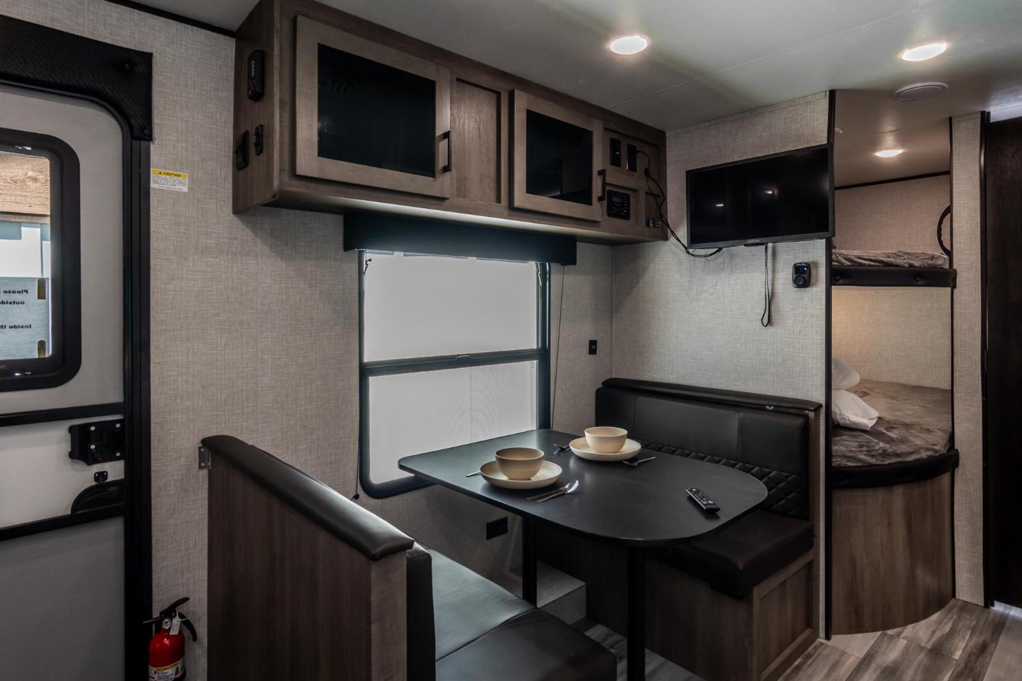 Hotel Chic Rv Retreat, Stunning Yard In Roseburg Exterior foto