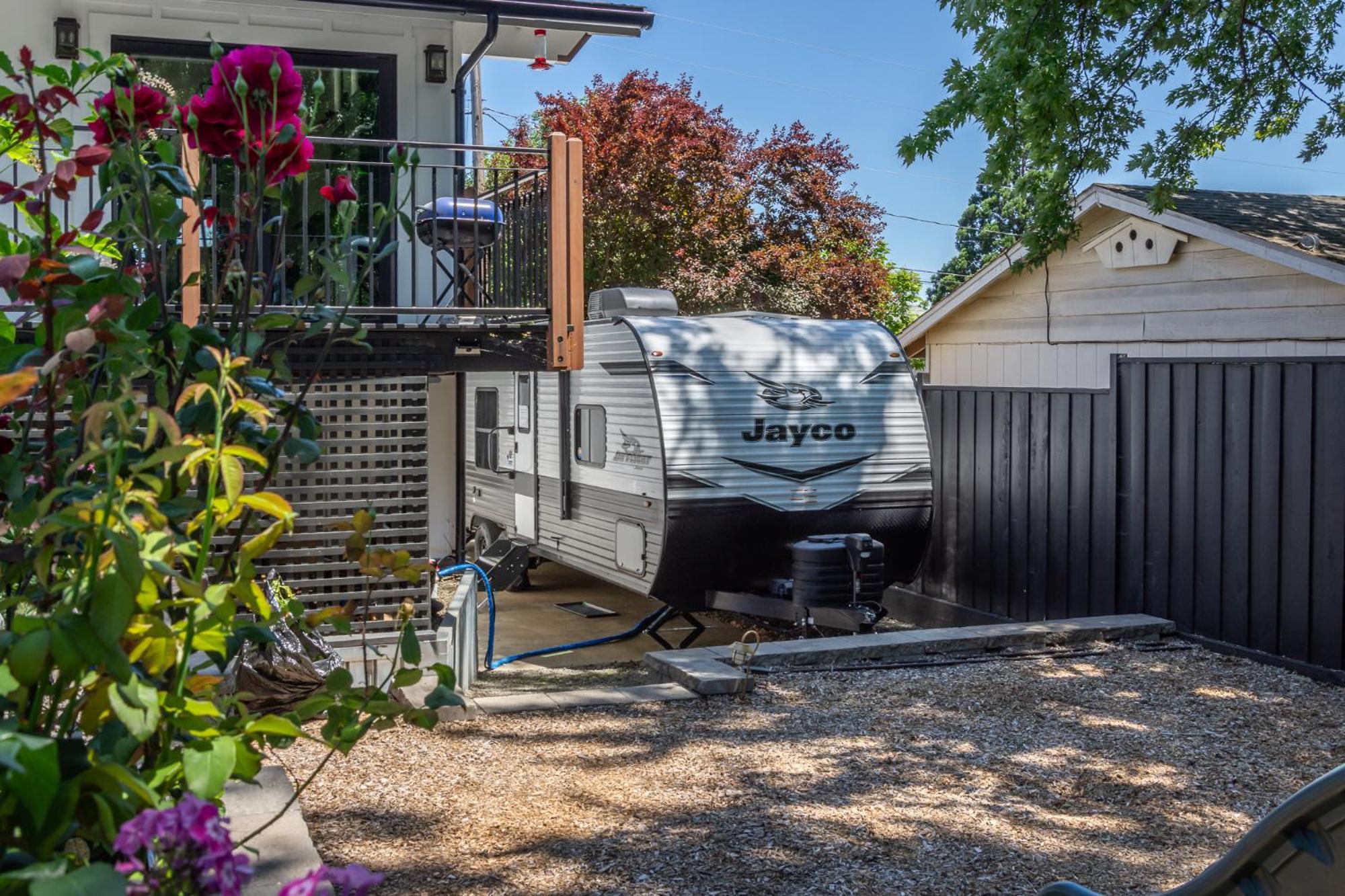 Hotel Chic Rv Retreat, Stunning Yard In Roseburg Exterior foto