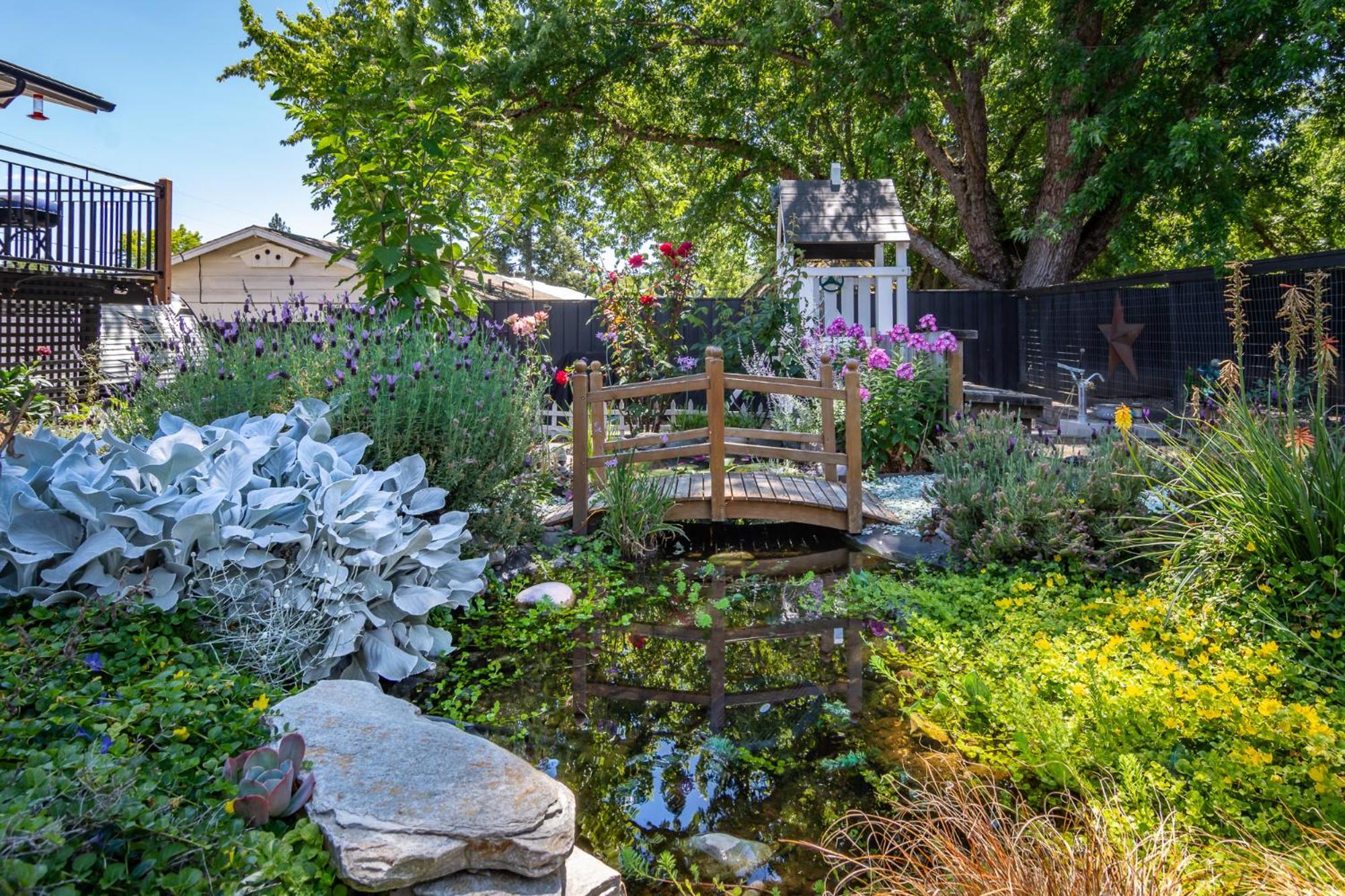 Hotel Chic Rv Retreat, Stunning Yard In Roseburg Exterior foto